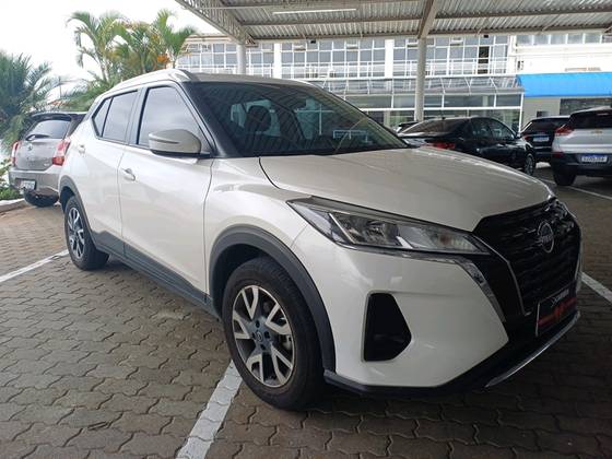NISSAN KICKS 1.6 16V FLEXSTART SENSE XTRONIC NISSAN KICKS 1.6 16V FLEXSTART SENSE XTRONIC
